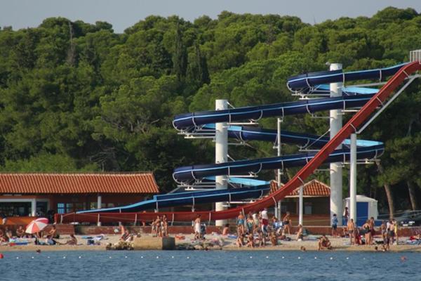 View Biograd *